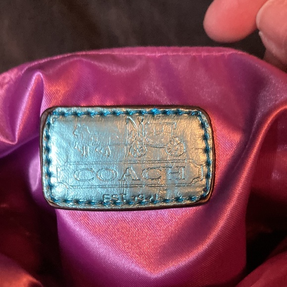 Coach Poppy small handbag  with iridescent turquoise leather trim & handle EUC - Picture 7 of 8